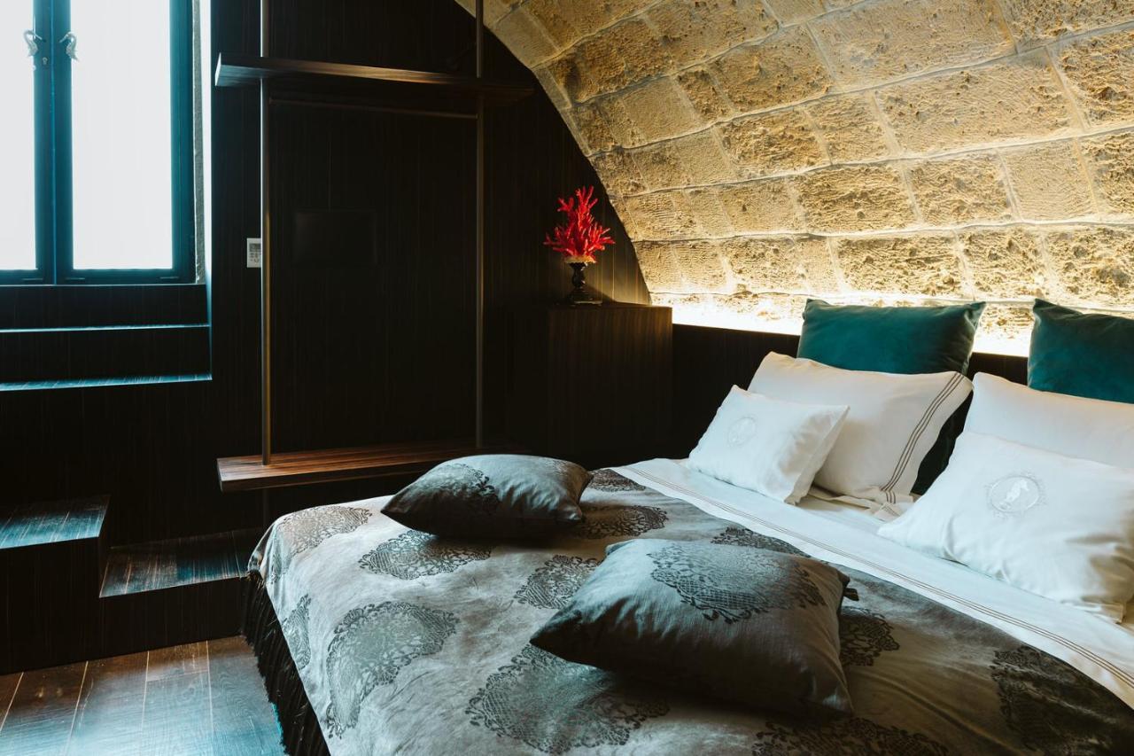 The Harbour - Luxury Living Bed & Breakfast Trani Bagian luar foto