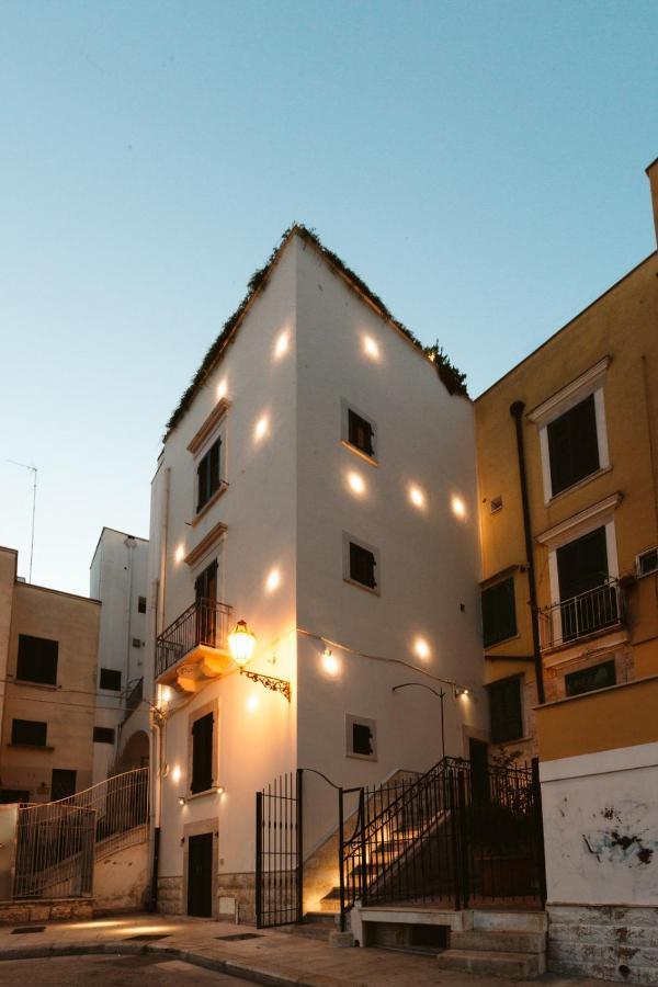 The Harbour - Luxury Living Bed & Breakfast Trani Bagian luar foto