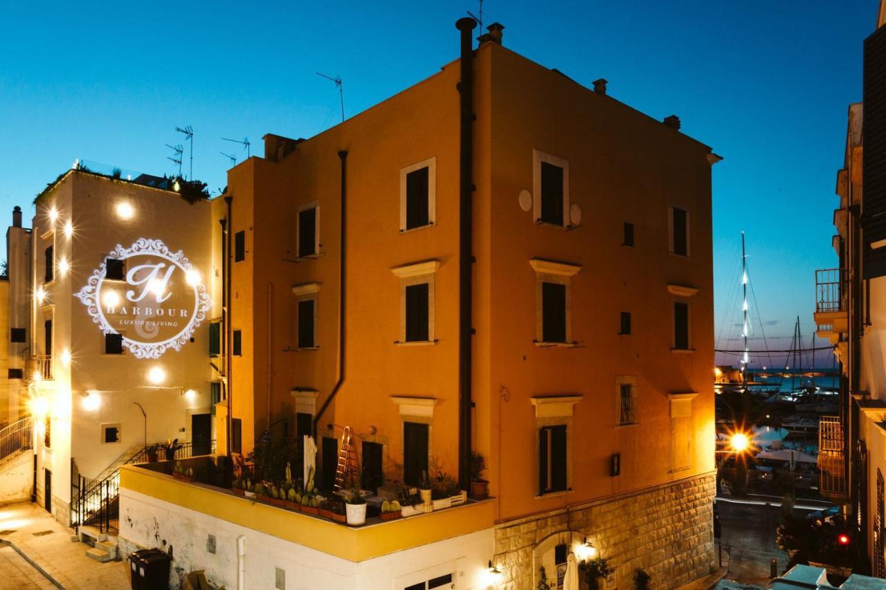 The Harbour - Luxury Living Bed & Breakfast Trani Bagian luar foto